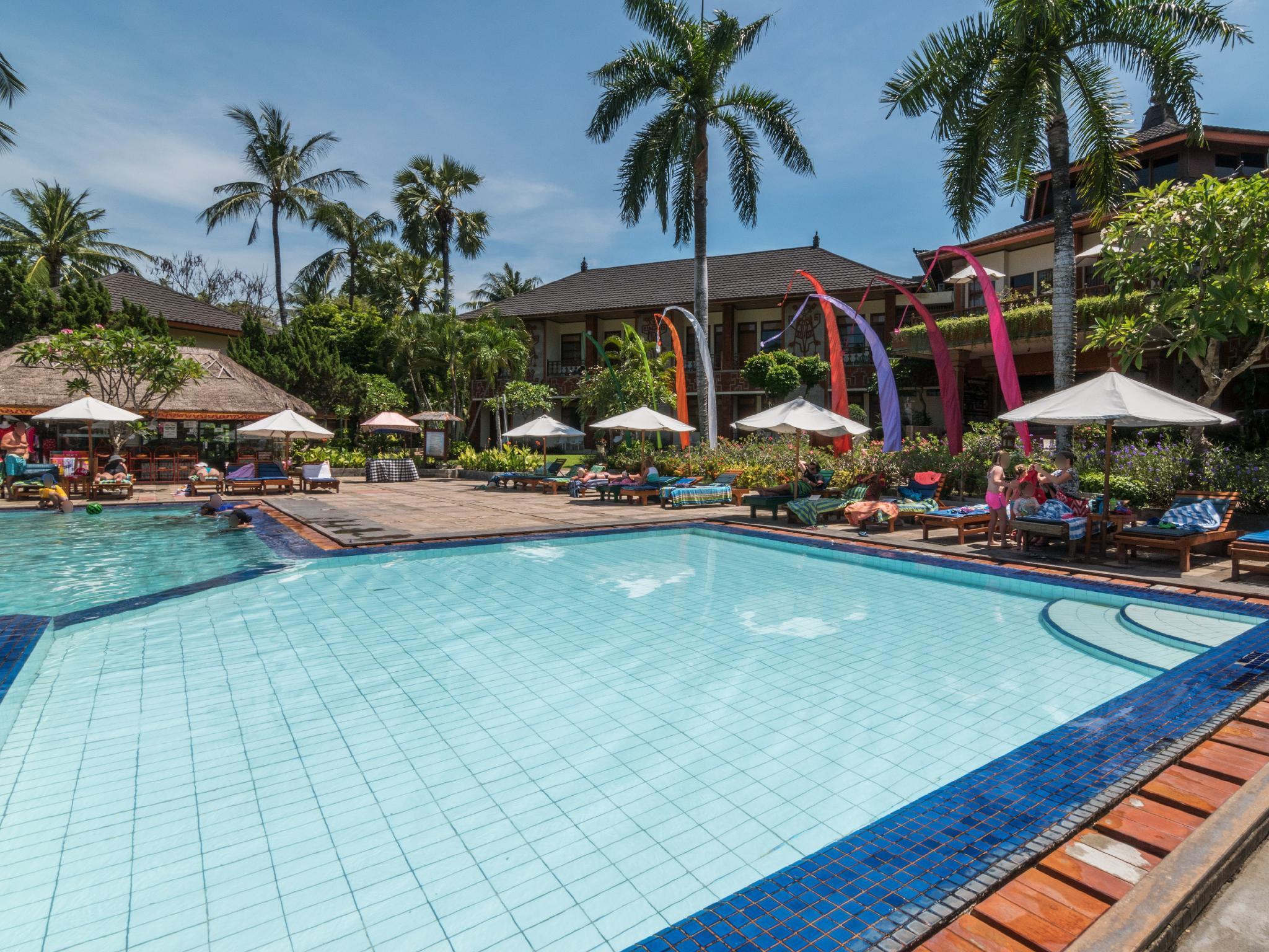 บาหลีคลับสูท&จายาการ์ตาบาหลี Hotel เลอกีอัน ภายนอก รูปภาพ