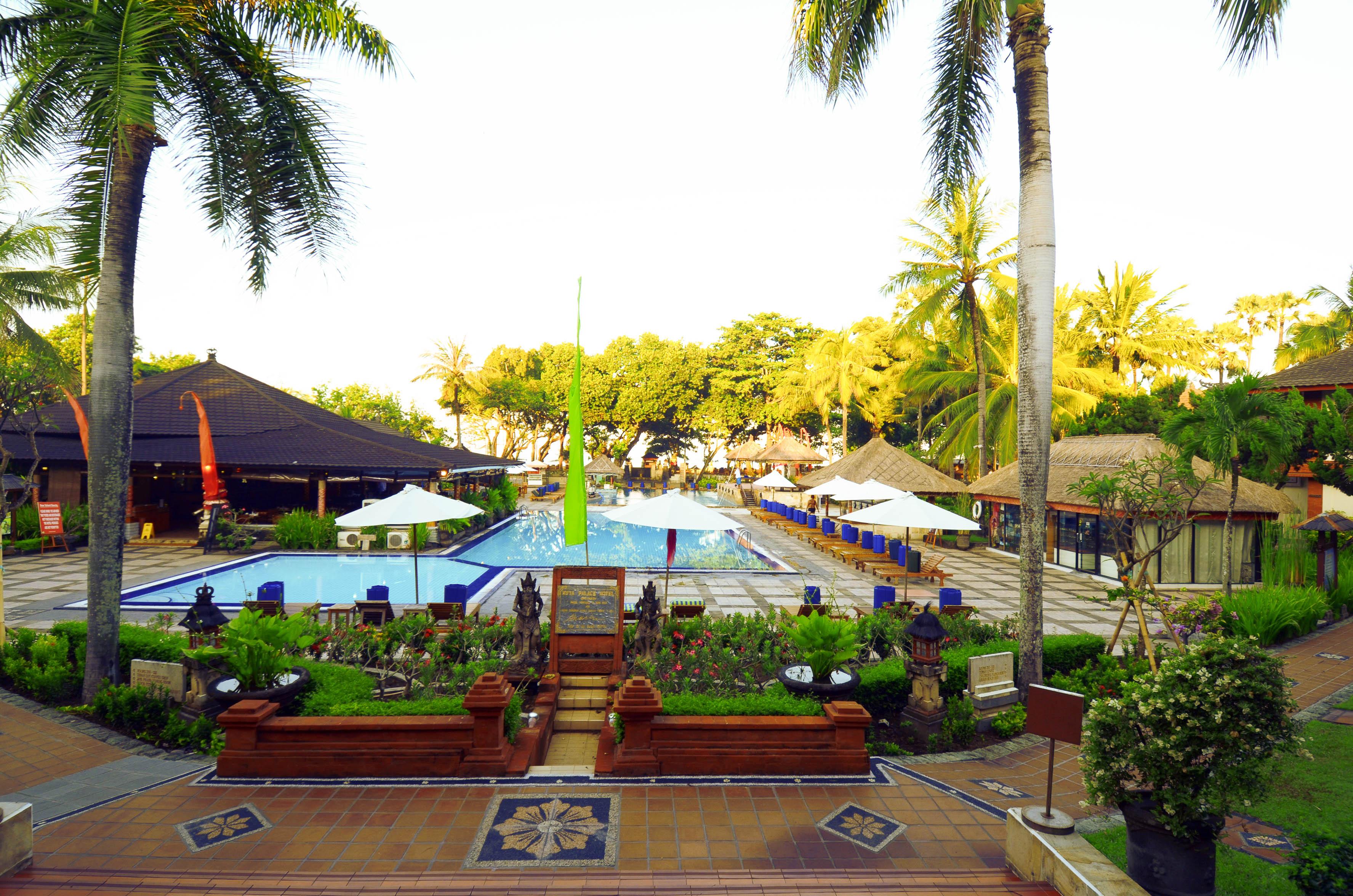 บาหลีคลับสูท&จายาการ์ตาบาหลี Hotel เลอกีอัน ภายนอก รูปภาพ